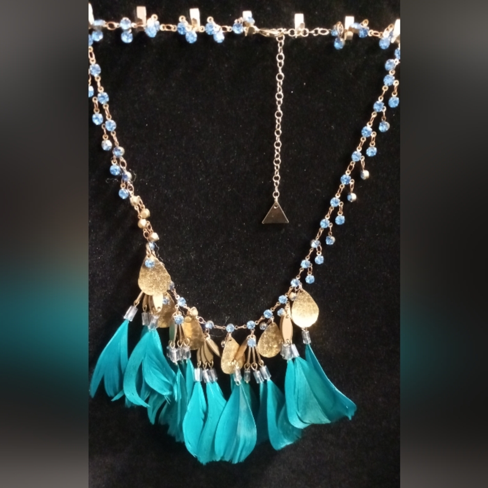 Serefina necklace blue, teal and gold tone 22+4 inches long.